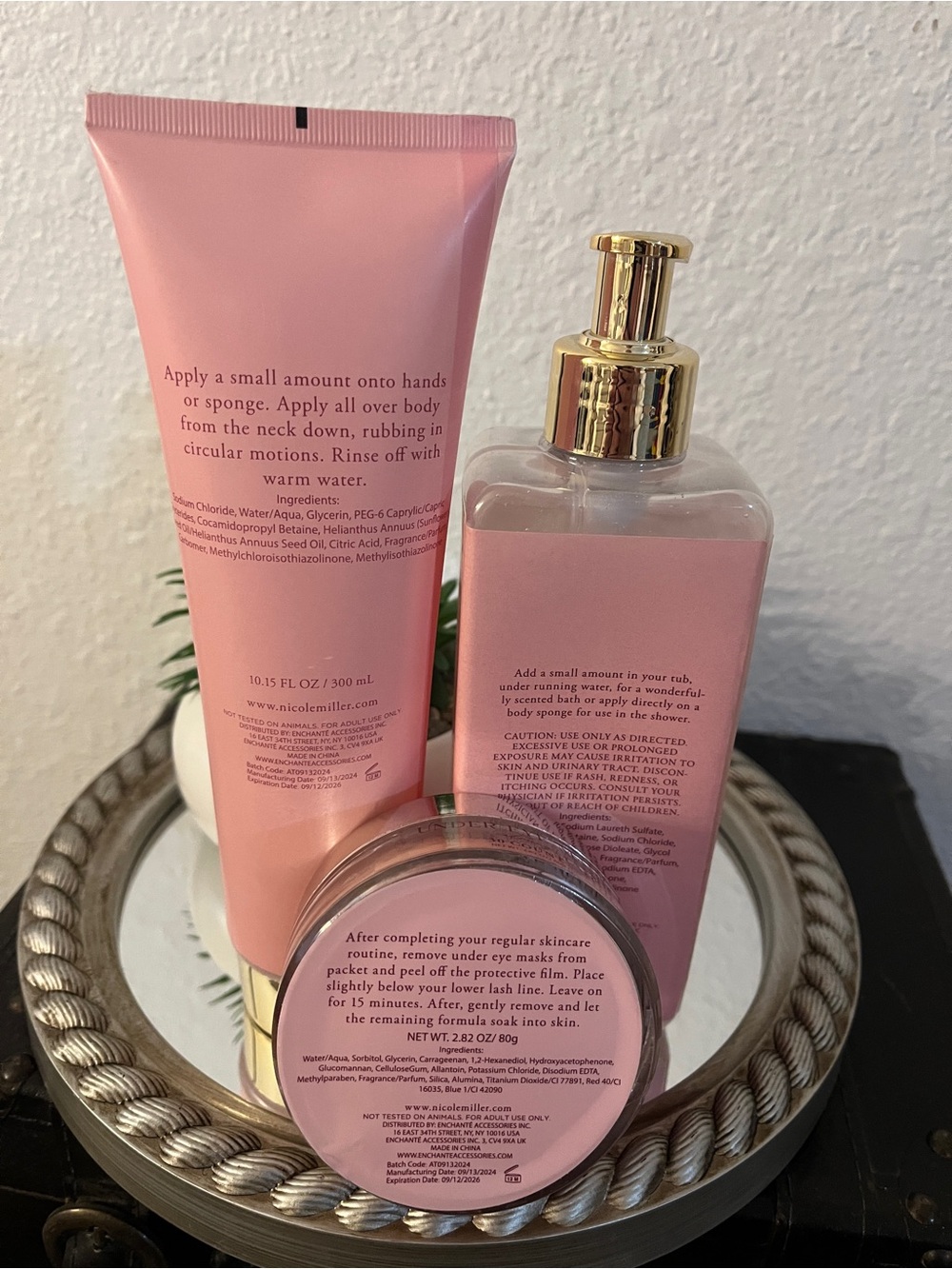Nicole Miller Pink Spiced Vanilla Body Scrub, Bubble Bath & Under Eye Mask Set - Picture 2 of 3